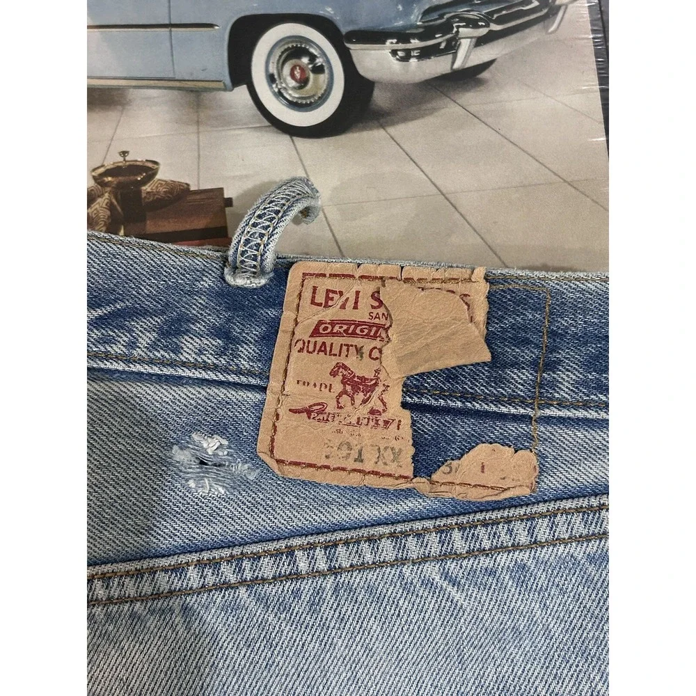 Vintage Levi's 501 Jeans Mens 38x33 Original Fit Button Fly Blue Denim 90s